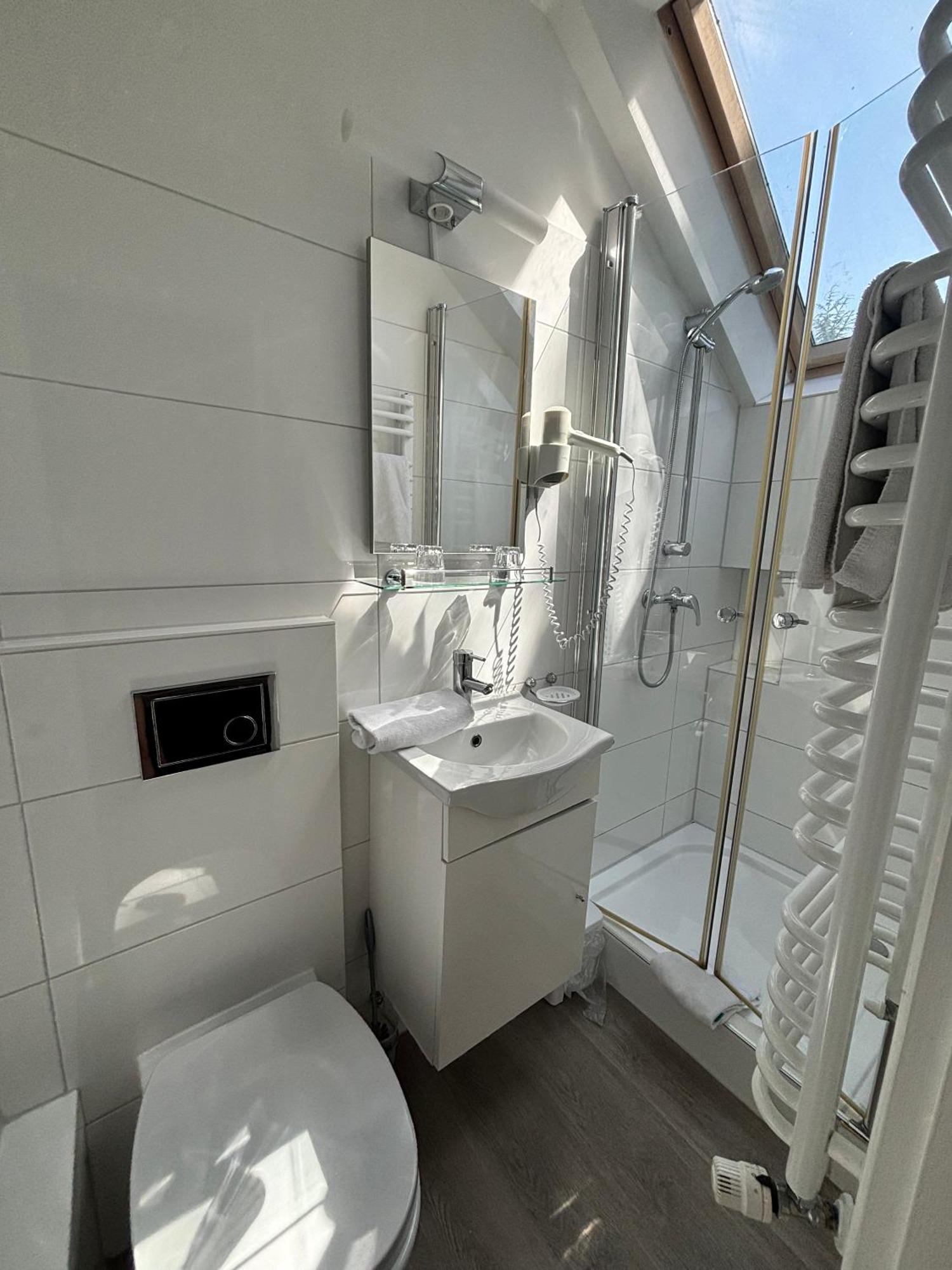 Haus Sonnenblick- Apartments Starnberg Eksteriør bilde