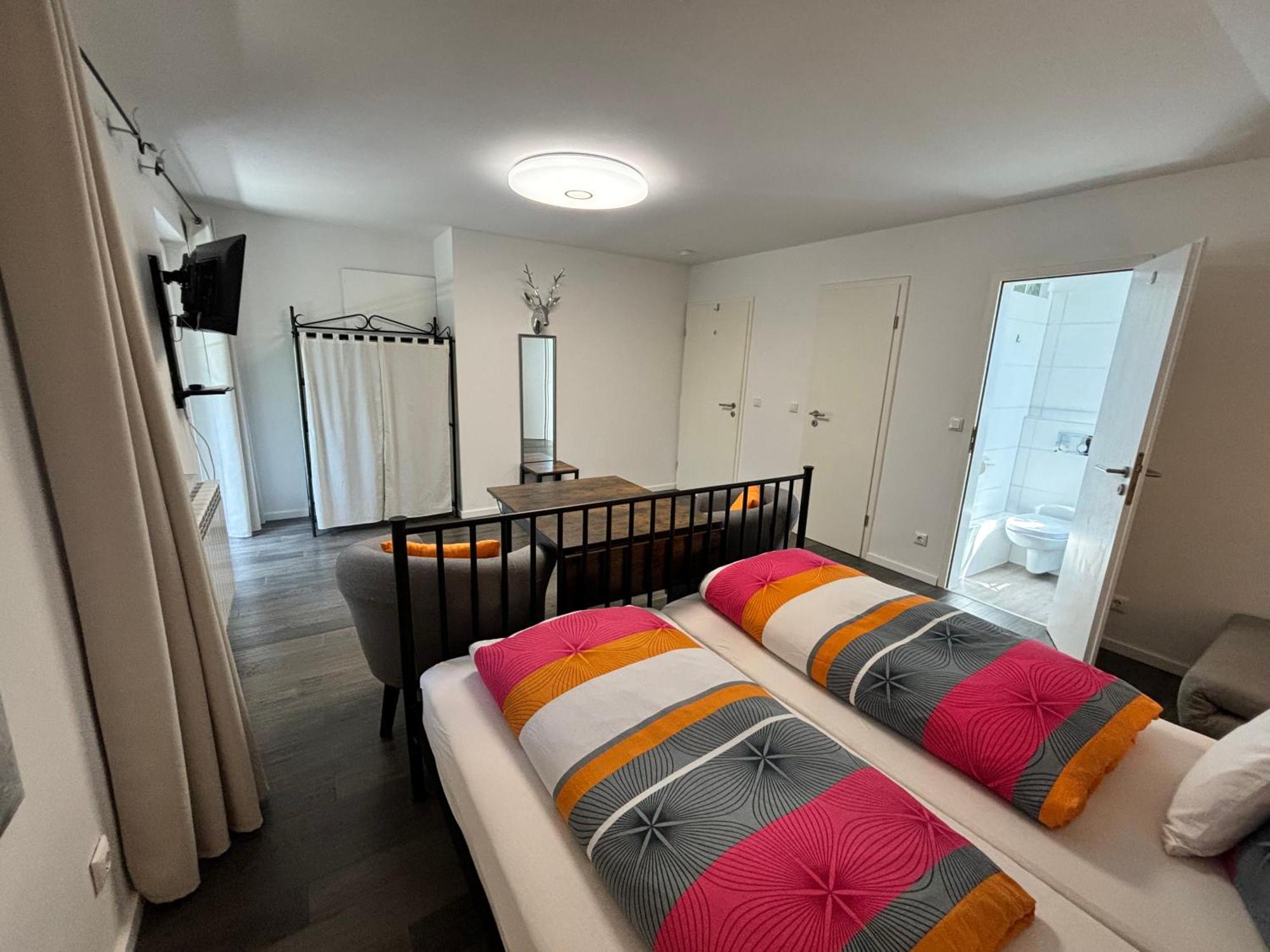 Haus Sonnenblick- Apartments Starnberg Rom bilde