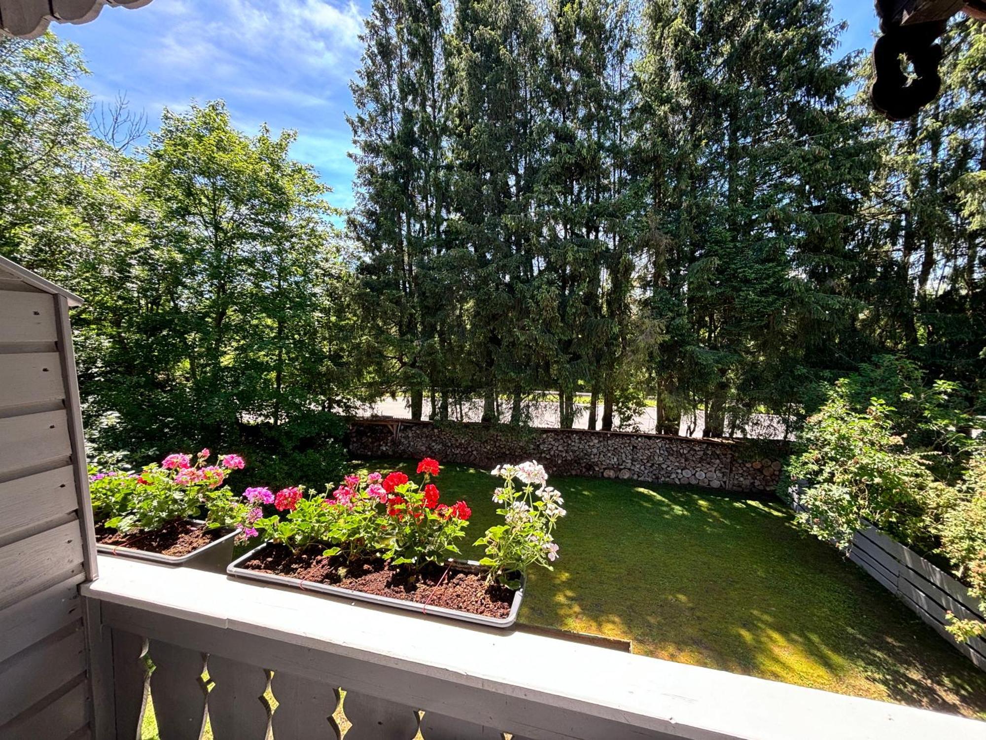Haus Sonnenblick- Apartments Starnberg Rom bilde